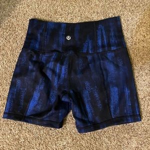 Lululemon Biker Shorts. Adorable size 4 shorts.
